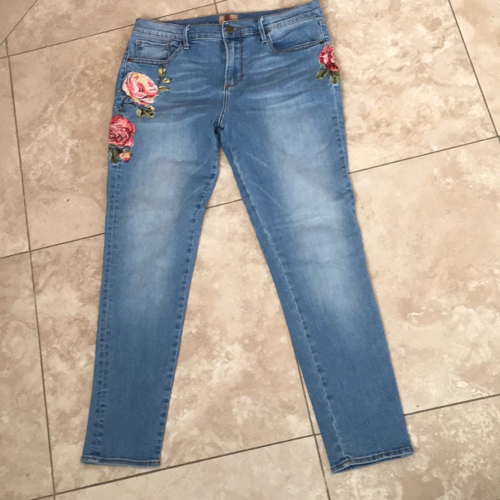 Driftwood Classic Fit Embroidered Stretchy Jeans